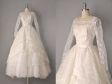 1960’s Wedding Dress / 60s White Lace Wedding Dress / Size Small
