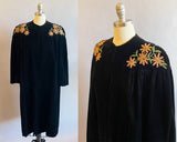 1940s Velvet Coat / Black Velvet Duster / Opera Coat / 40s Black Coat / Size Large