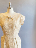 1950s Lace Dress / 50s Wiggle Dress /Floral Lace Dress / 1950s Cocktail Dress / 1950s Wedding Dress /Size Small