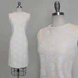 1960s Anne Fogarty Dress / White Dress / Floral Dress / Sheath Dress / Size Medium