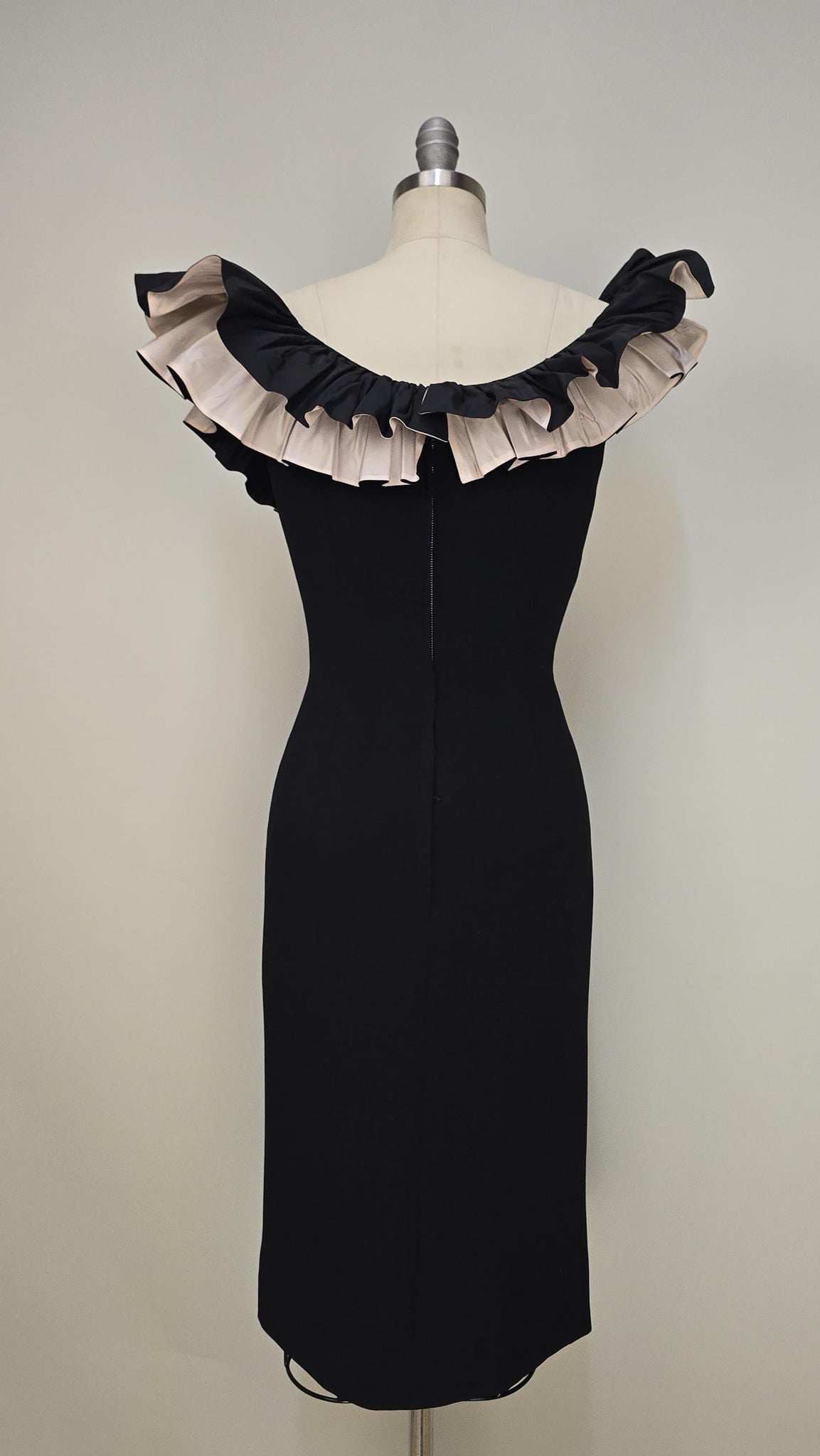 sixties cocktail dress 1960s / Little Black Dress / 1960s Dress / Jean f Calif – Off Broadway Vintage & Costumes No material listed Pleated Bodice Material Content:54% Cotton 46% Viscose Black Cocktail & Party